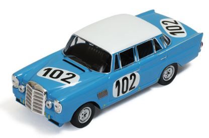 1:43 IXO Models Mercedes Benz 300se #102  R.Crevits - G.Gosselin Winner 24h SPA 1964