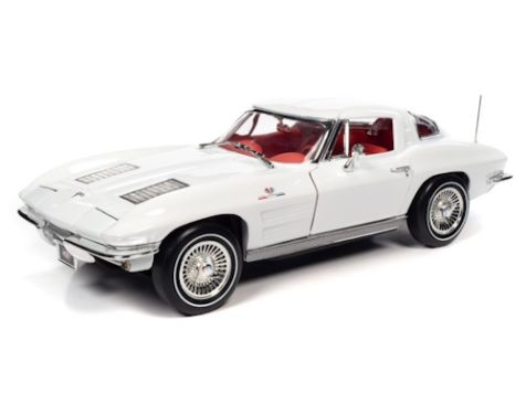 1:18 Auto World 1963 Chevy Corvette Z06 - MCACN - Ermine White with Red 