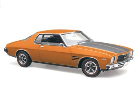 1:18 Classic Carlectables Holden HQ GTS Monaro - Russet 