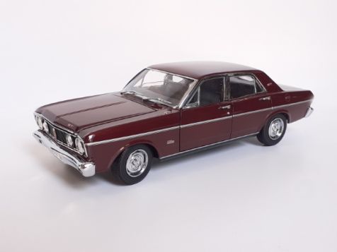 1:18 Classic Carlectables Ford XT GT Falcon in Vintage Burgundy