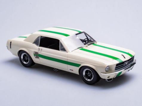 1:18 Biante/Apex 1967 Ford Mustang #1 "Pete" Geoghegan 
