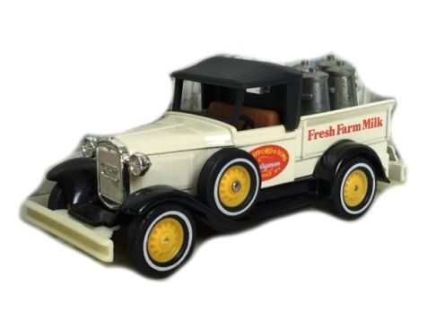 1:40 Matchbox 1930 Ford Model 'A' Truck GLIFFORD & SONS Y35